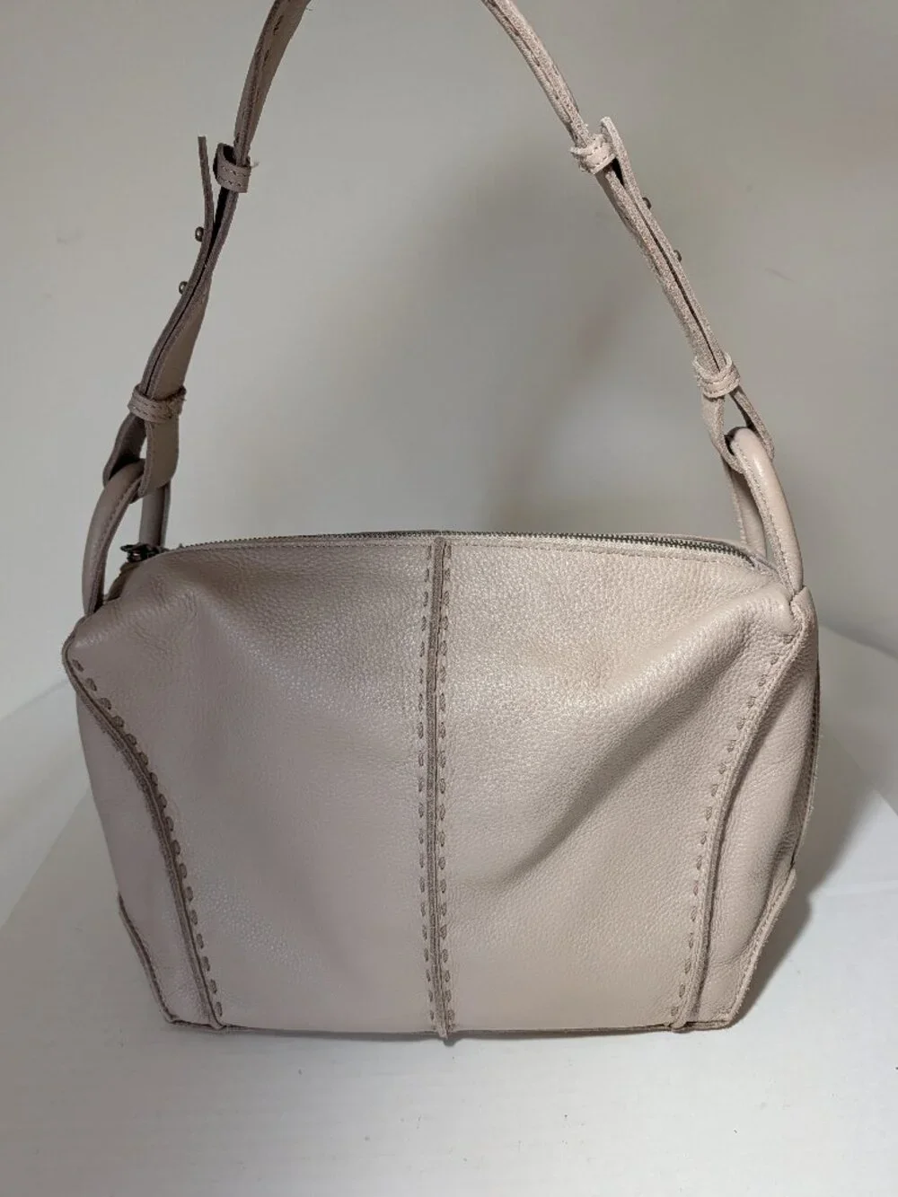 The SAK Pebble Leather Adjustable Top Handle Hobo Purse Cream OS